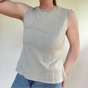 Sleeveless Crewneck Tank Top in Light Beige